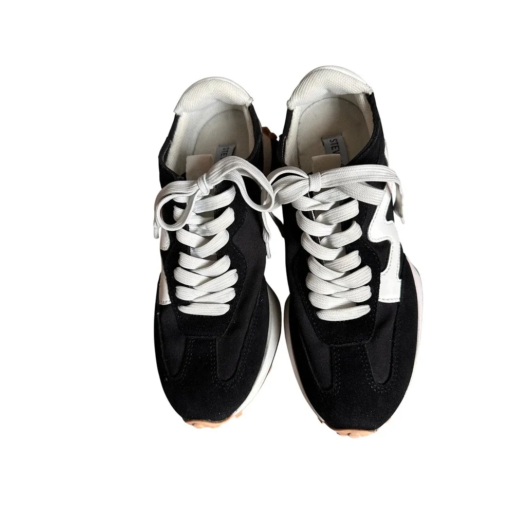 Steve Madden Campo Retro Lace Up Jogger Sneakers Womens 7.5 Sporty Active Preppy